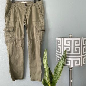 Hollister Olive green Jeans size 3, waist 26 inches